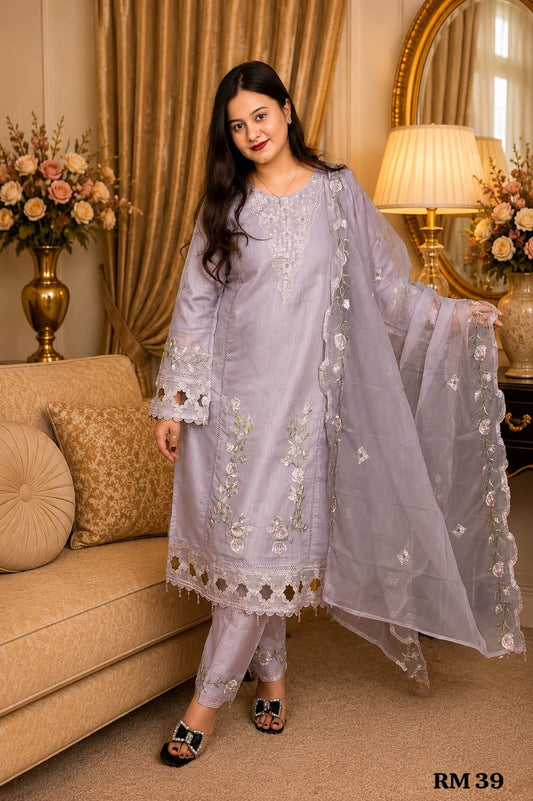 Pakistani Embroided Organza Readymade Suits RM 39